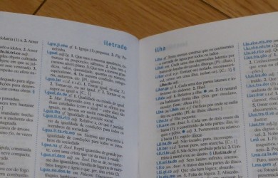 Dicionário da língua portuguesa
